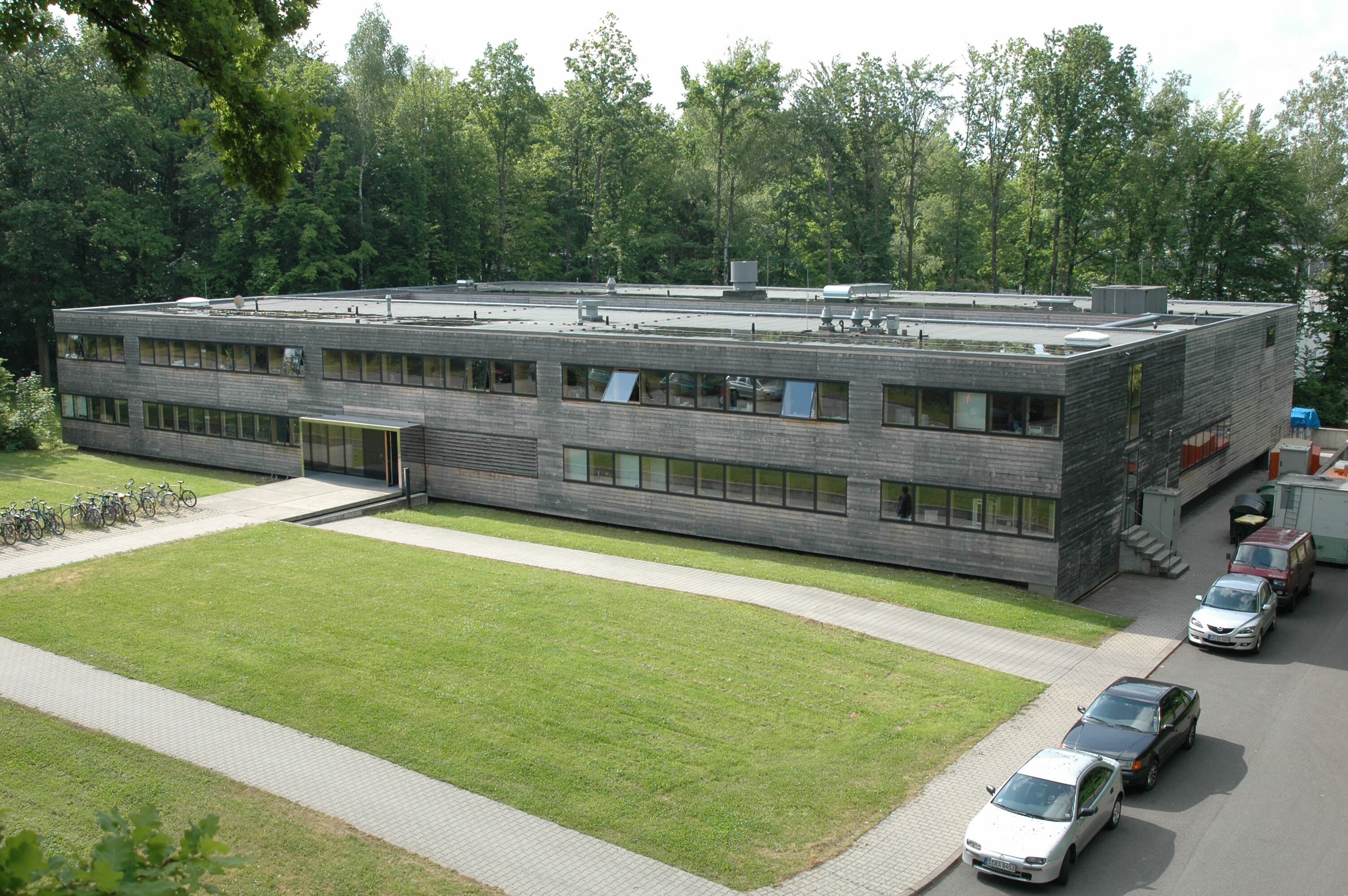 Institutsgebäude